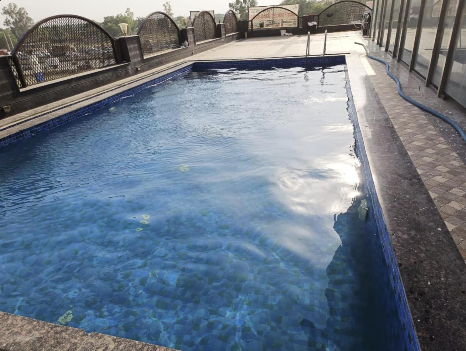 Hotel Lotus Paradise - Banquet & Dining - Near Murthal Sukhdev Rāi Esterno foto